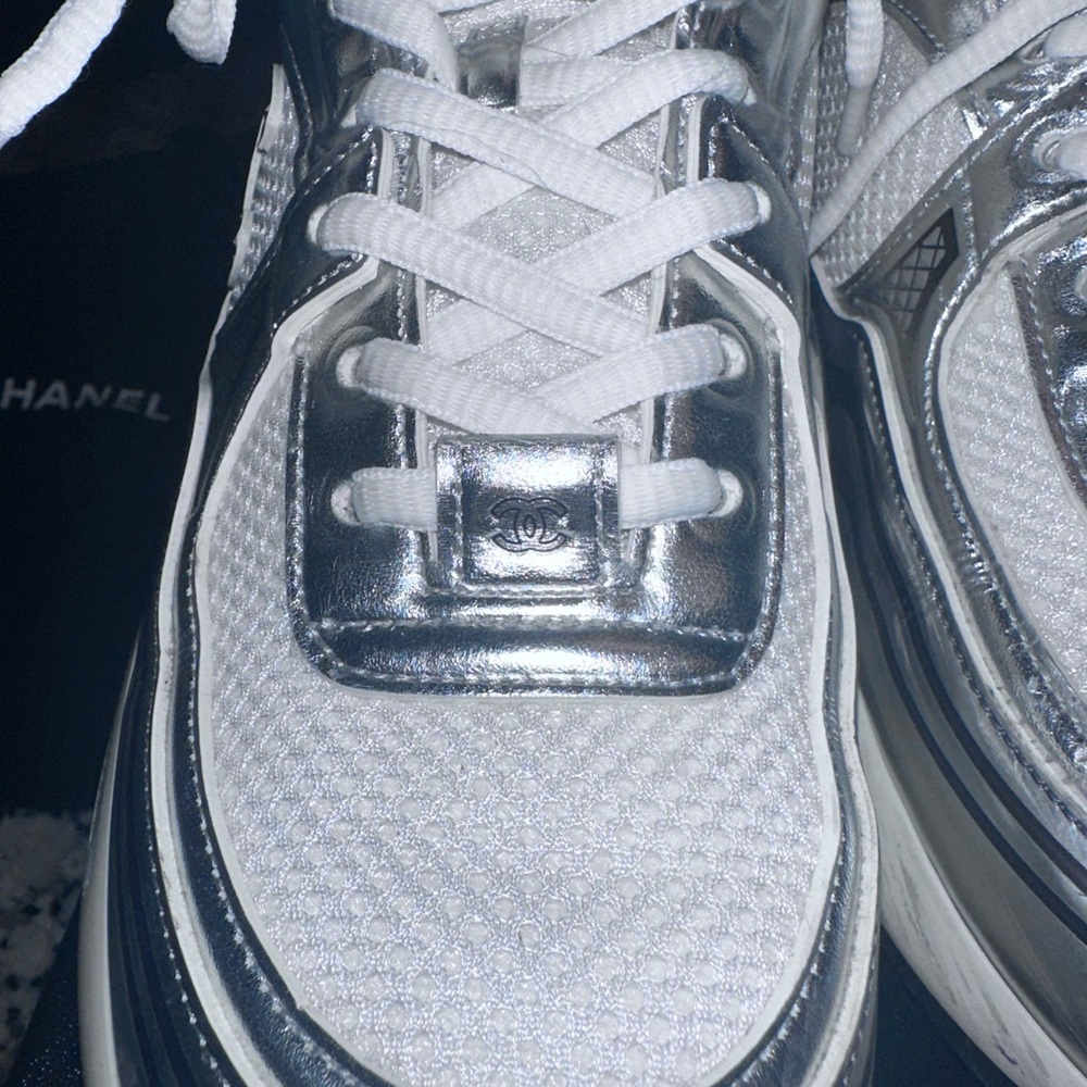 Chanel CC sneakers/ tennis shoes - Picture 15 of 16